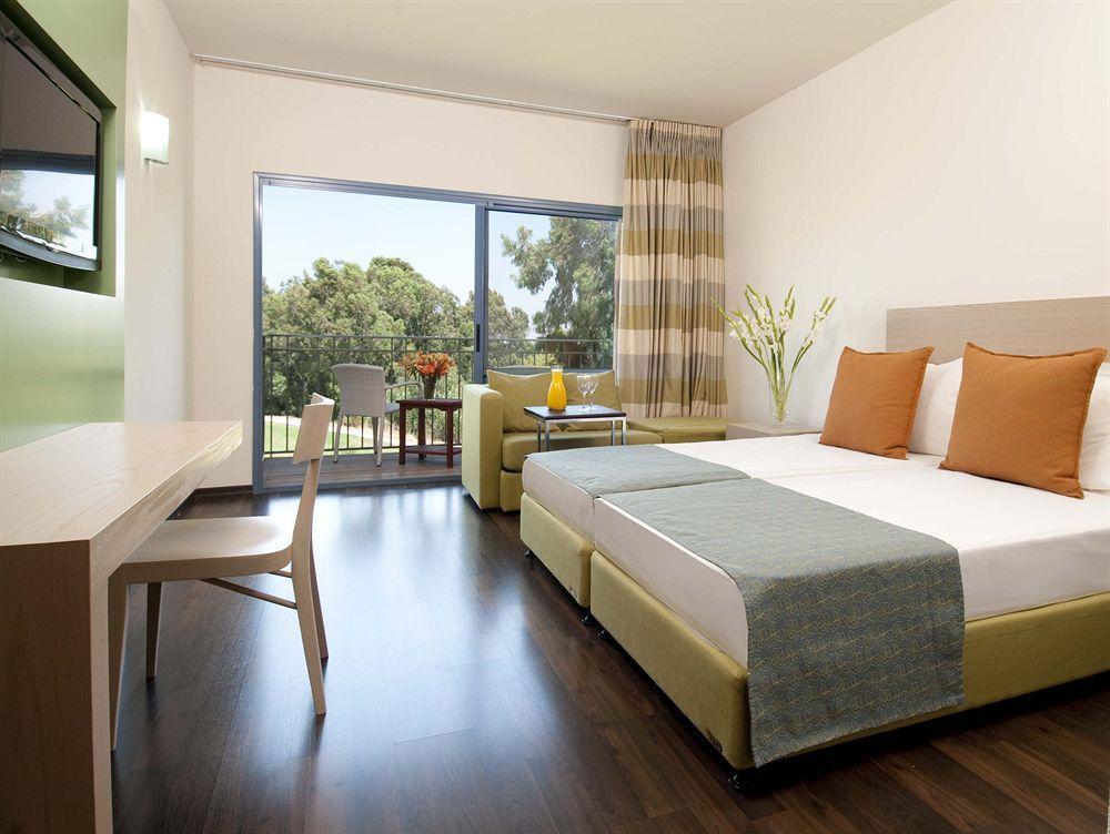 Nof Ginosar Hotel Екстериор снимка